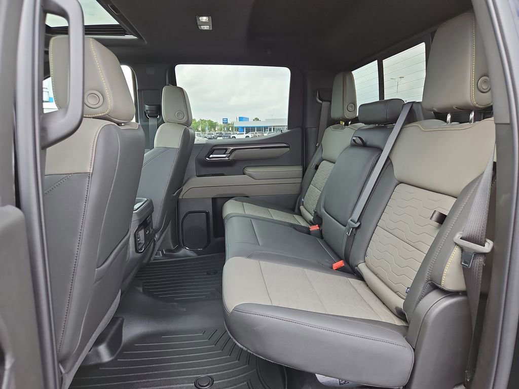 New 2026 Chevrolet Silverado 1500 ZR2 w/ Dark Appearance Package AWD/4WD image 18
