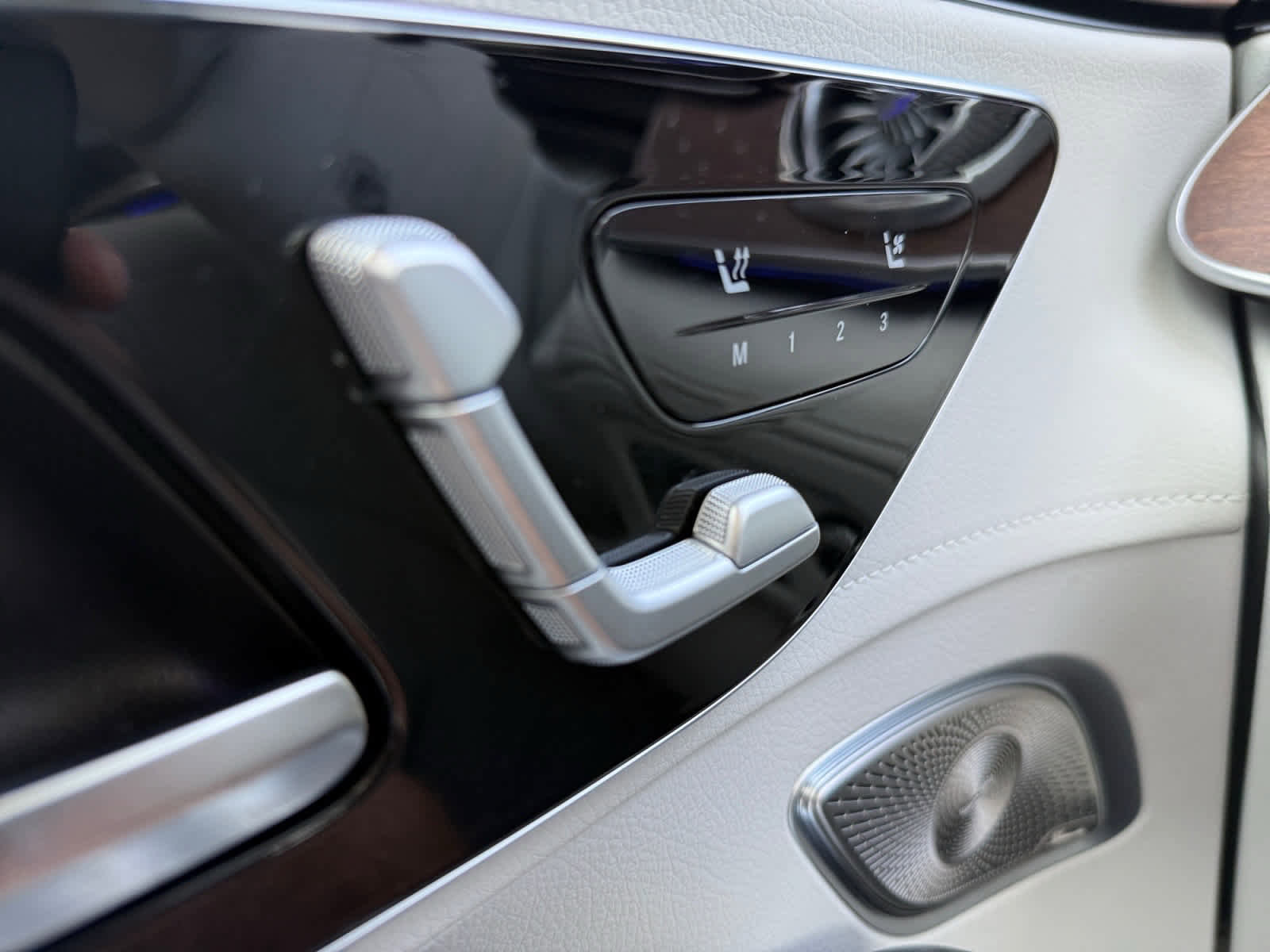 Certified 2023 Mercedes-Benz EQE 350+ SUV image 27