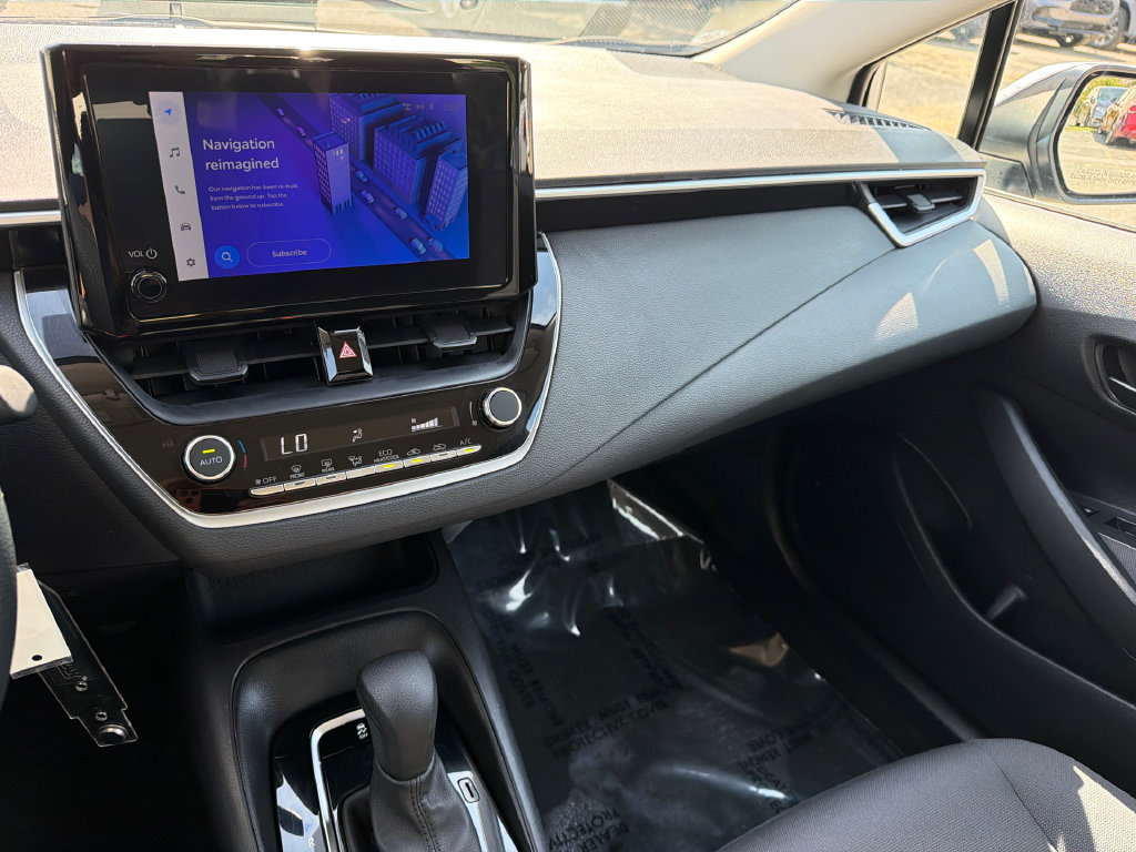 Used 2024 Toyota Corolla LE FWD image 23