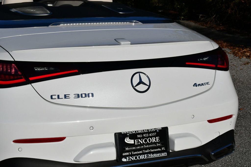 Used 2025 Mercedes-Benz CLE 300 4MATIC Cabriolet image 10