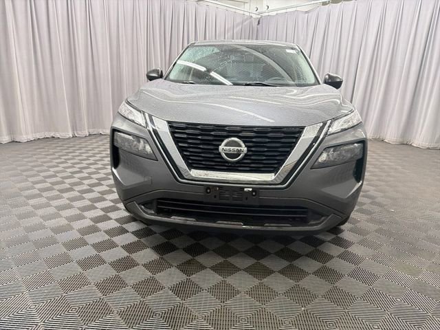 Used 2021 Nissan Rogue S AWD/4WD image 2