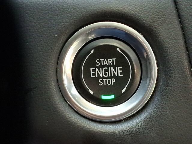 Used 2021 Chevrolet Suburban High Country w/ Premium Package image 31