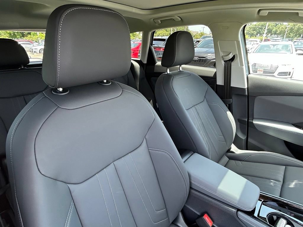 New 2026 Audi Q3 quattro 2.0T AWD/4WD image 42
