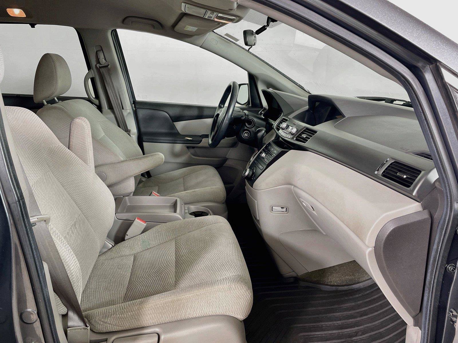 Used 2013 Honda Odyssey EX image 25