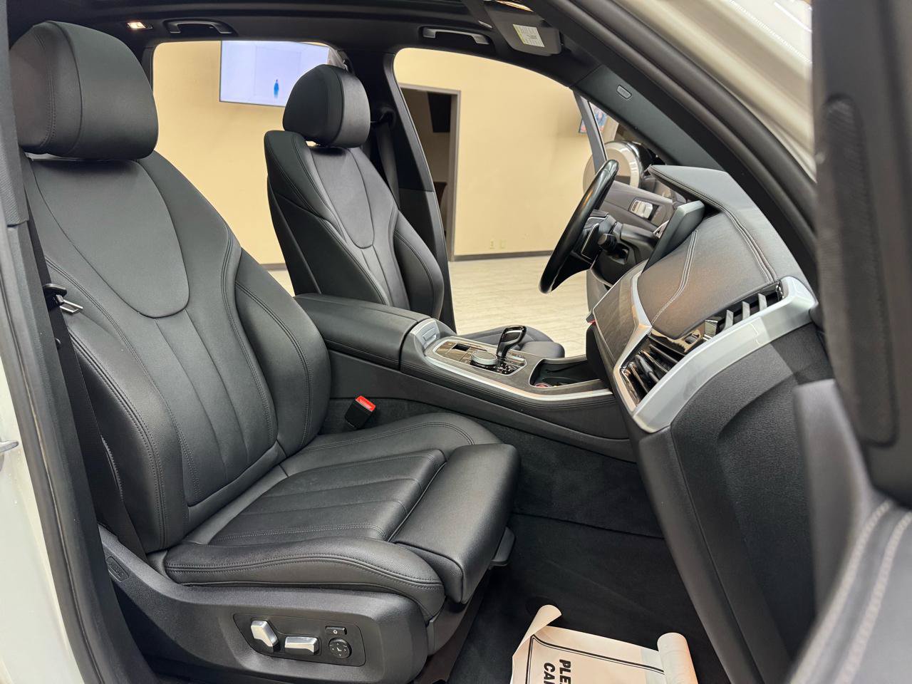 Used 2022 BMW X5 xDrive40i AWD/4WD image 43