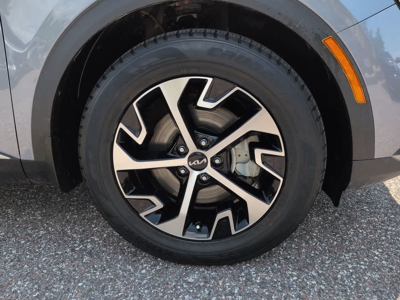 Used 2023 Kia Sportage EX FWD image 11