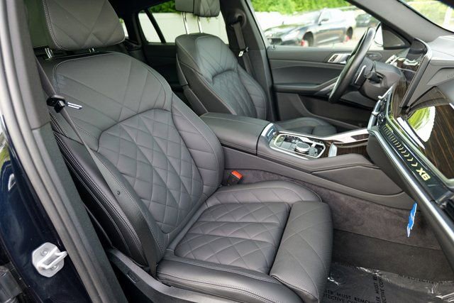 Used 2024 BMW X6 xDrive40i w/ Premium Package image 54