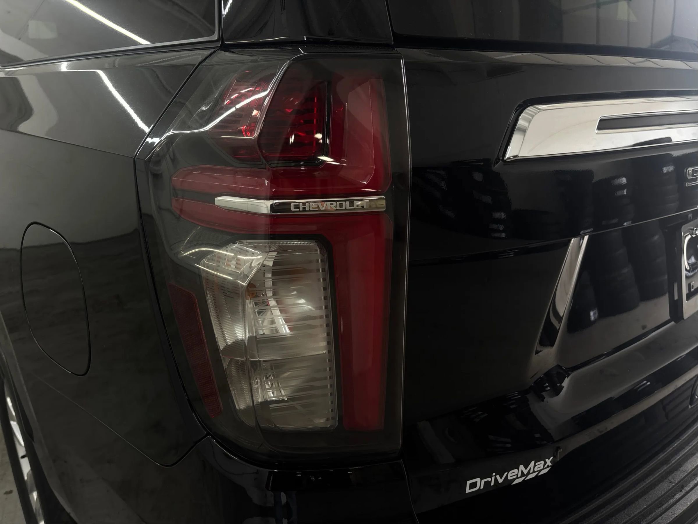 Used 2021 Chevrolet Suburban LT AWD/4WD image 34