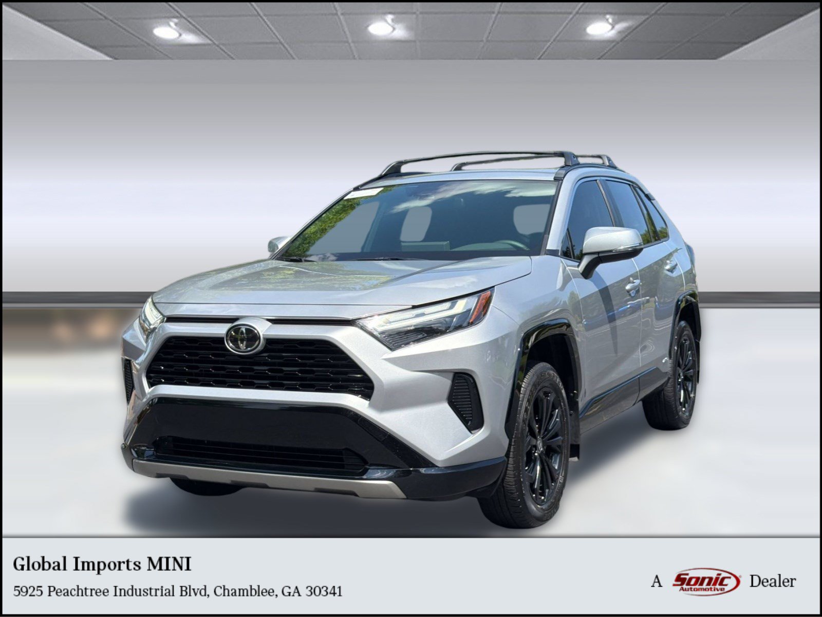 Used 2025 Toyota RAV4 SE w/ Convenience Package