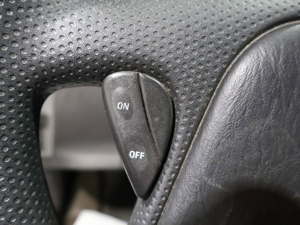 Used 2007 Ford Escape XLS image 26