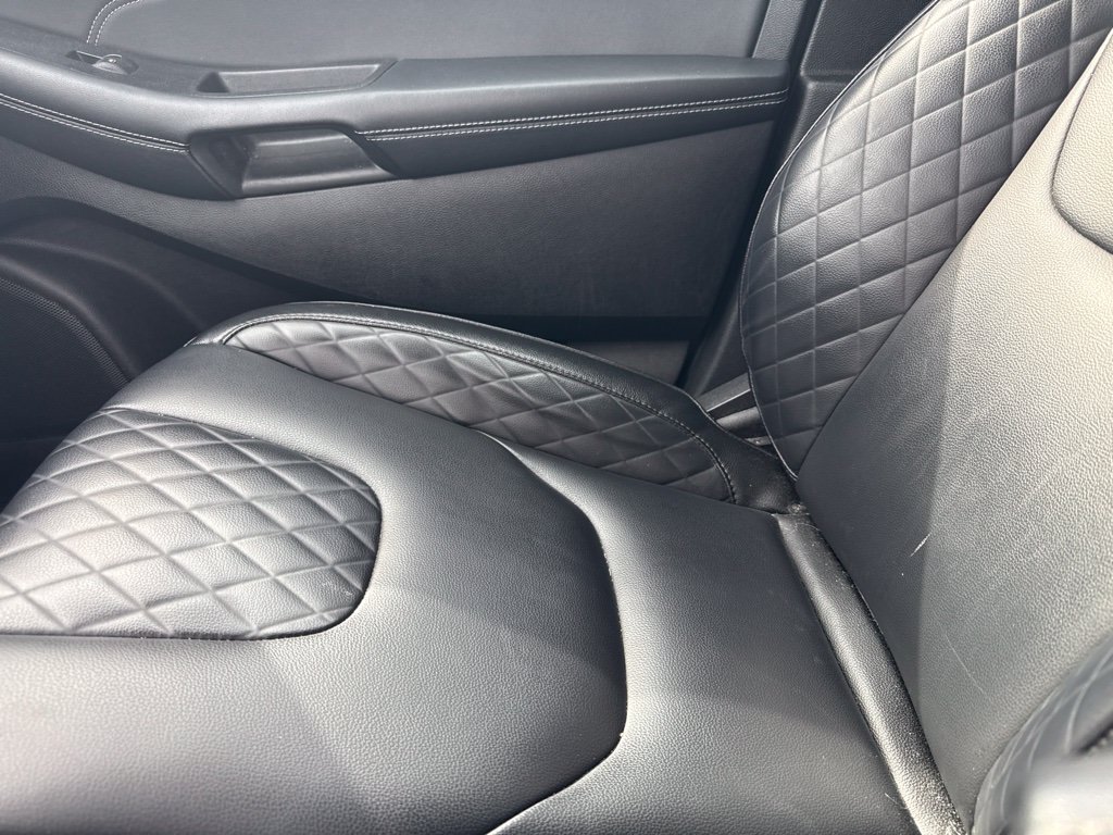 Used 2024 Ford Edge Titanium AWD/4WD image 18