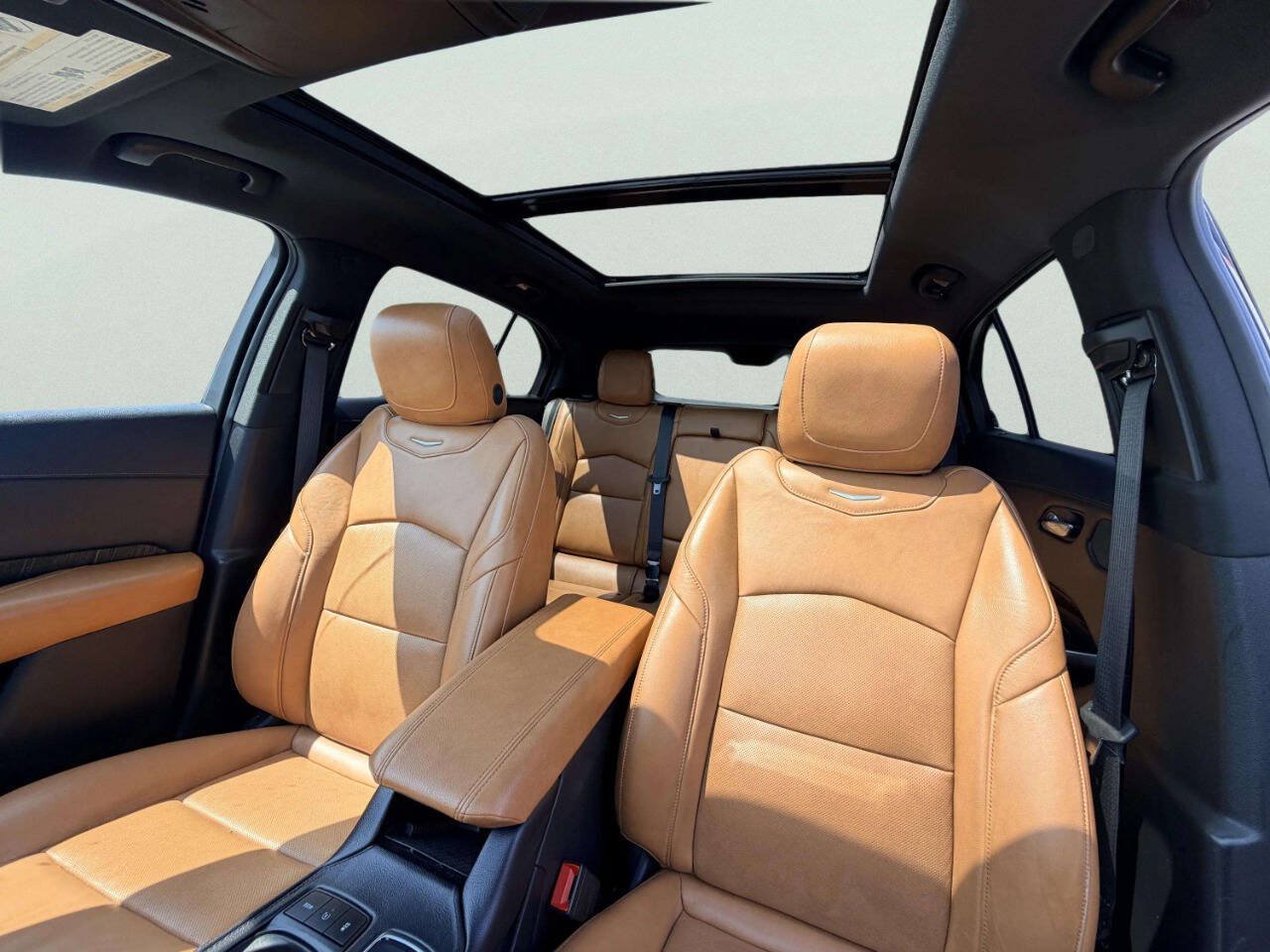 Used 2019 Cadillac XT4 Premium Luxury FWD image 20