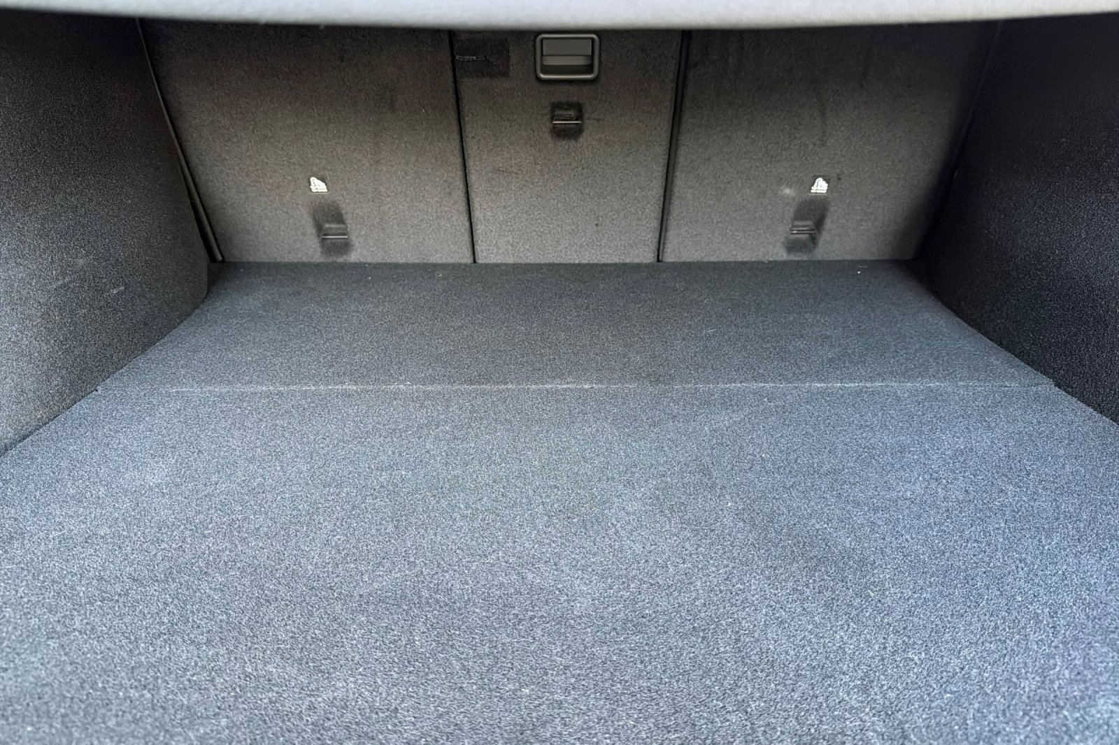 Used 2026 Tesla Model Y image 19