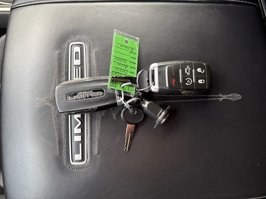 Used 2020 RAM 3500 Limited image 39