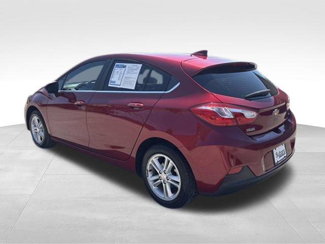 Used 2017 Chevrolet Cruze LT w/ Convenience Package FWD image 5