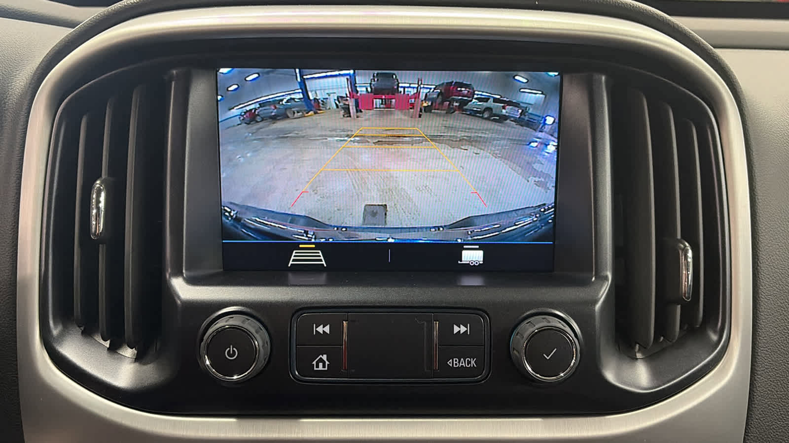 Certified 2022 GMC Canyon Elevation w/ Elevation Premium Package image 15