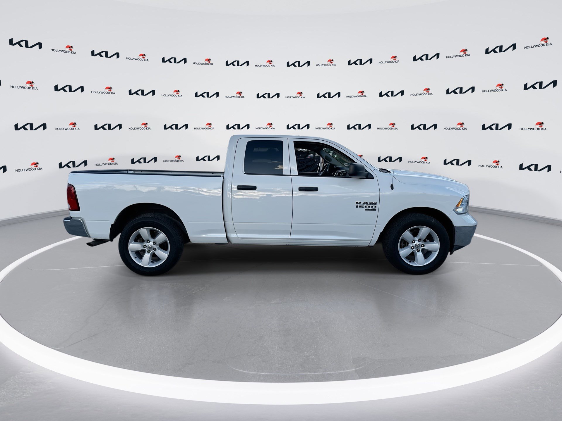 Used 2024 RAM 1500 Classic SLT RWD image 9