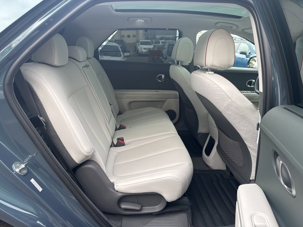 Used 2022 Hyundai Ioniq 5 Limited w/ Cargo Package image 8