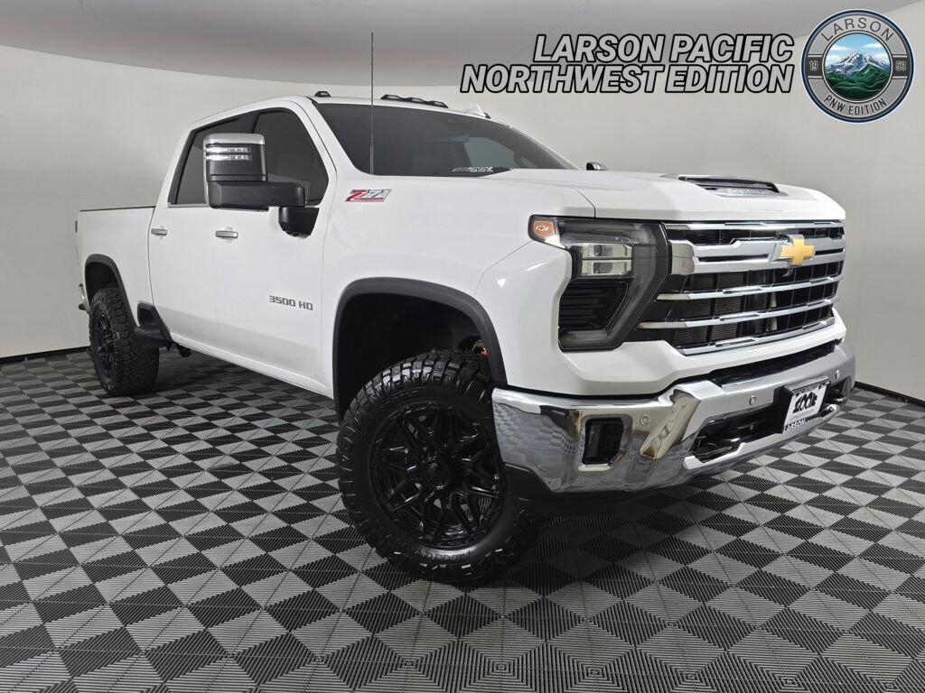 Used 2024 Chevrolet Silverado 3500 LTZ w/ LTZ Plus Package AWD/4WD image 1
