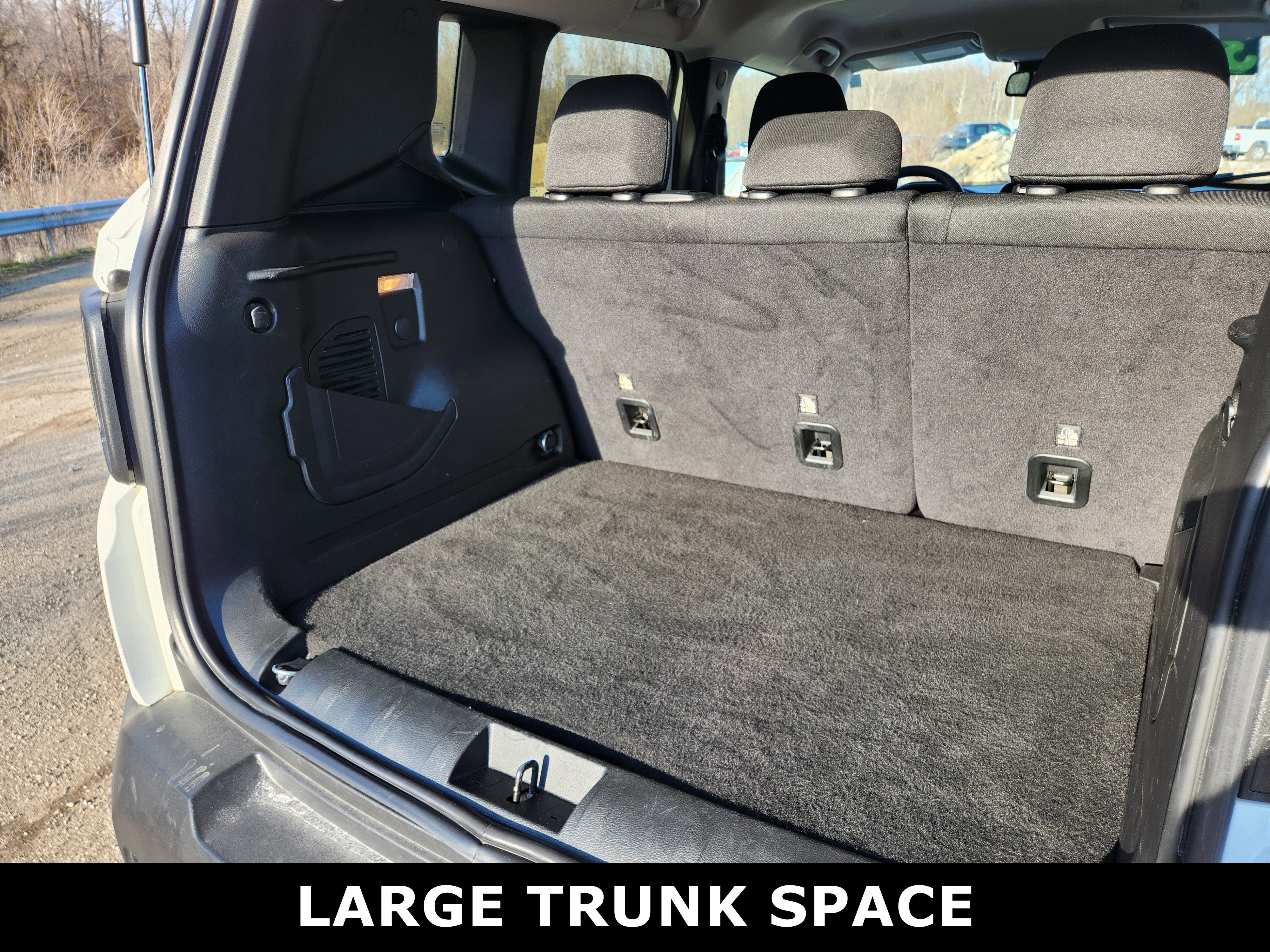 Used 2023 Jeep Renegade Trailhawk image 8