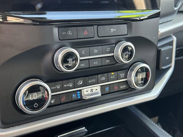 Used 2024 Ford Expedition Max XLT image 38