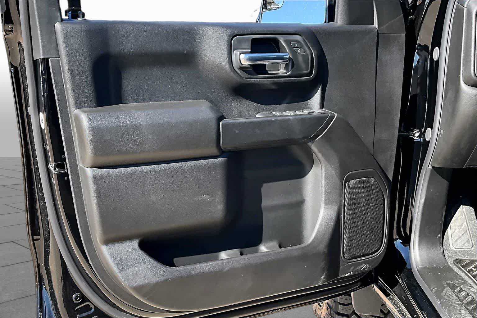New 2026 Chevrolet Silverado 1500 Custom w/ Turbomax Blackout Package AWD/4WD image 11