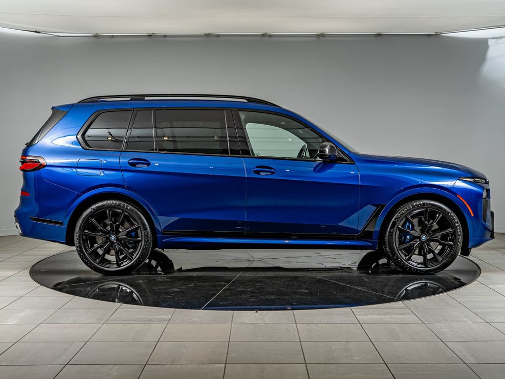 Used 2026 BMW X7 M60i AWD/4WD image 4