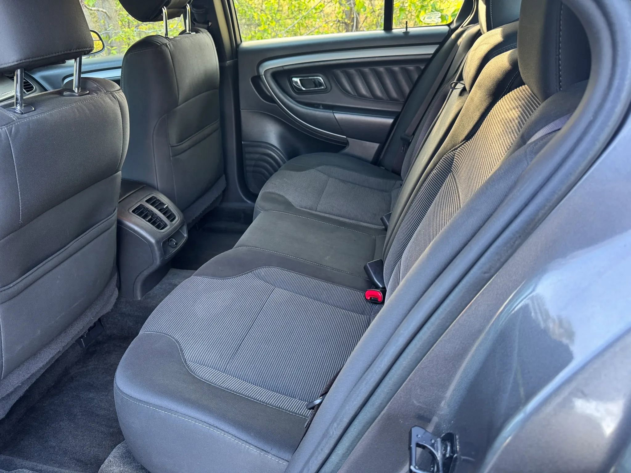 Used 2014 Ford Taurus SEL w/ Equipment Group 201A image 11