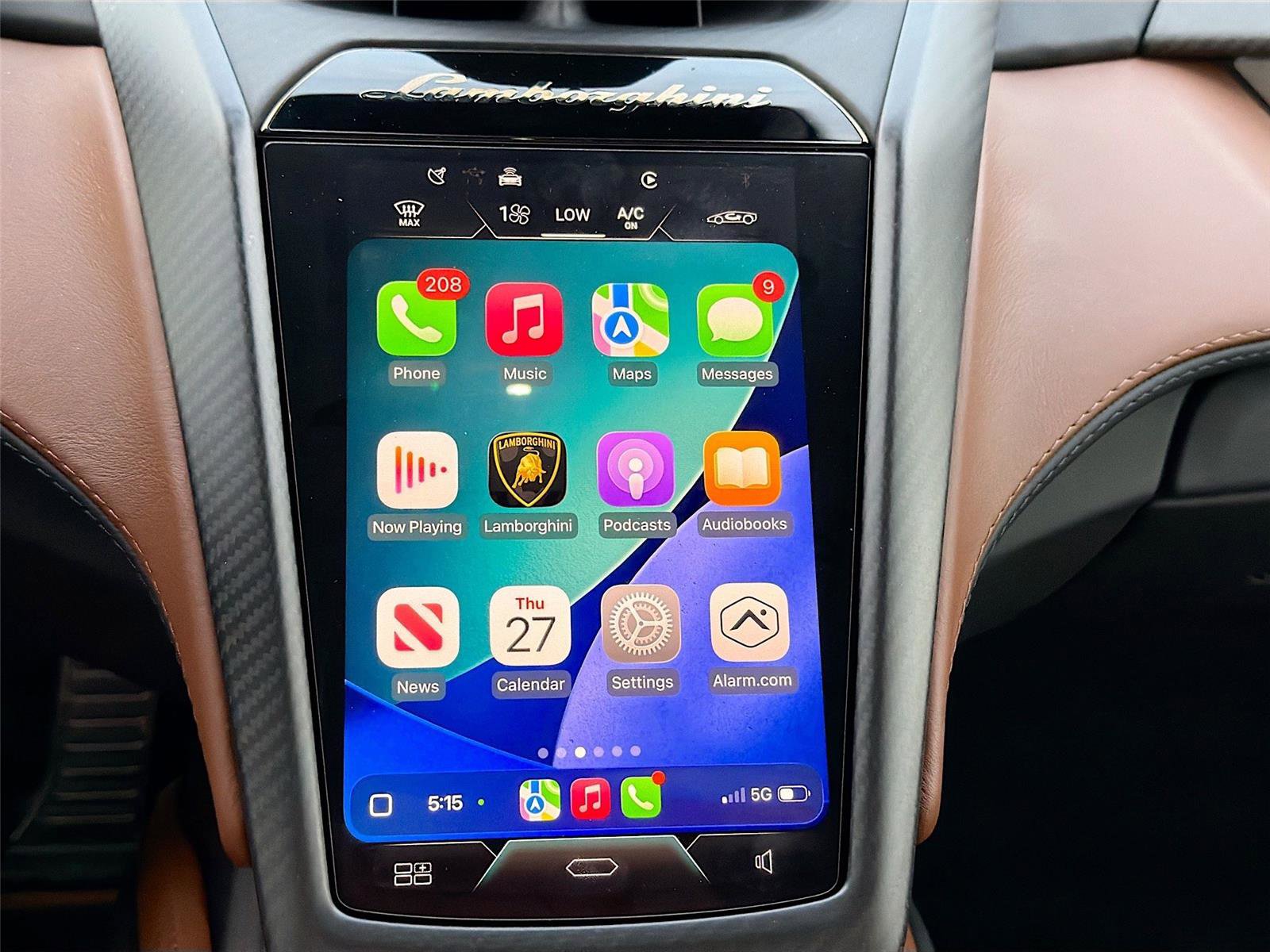 Used 2024 Lamborghini Revuelto image 14