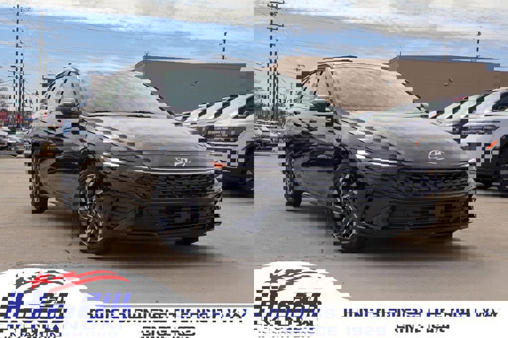 New 2026 Hyundai Elantra Limited image 1