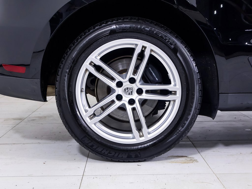 Used 2025 Porsche Macan image 20