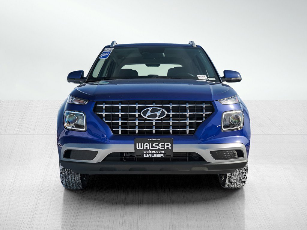 New 2026 Hyundai Venue SEL FWD image 2
