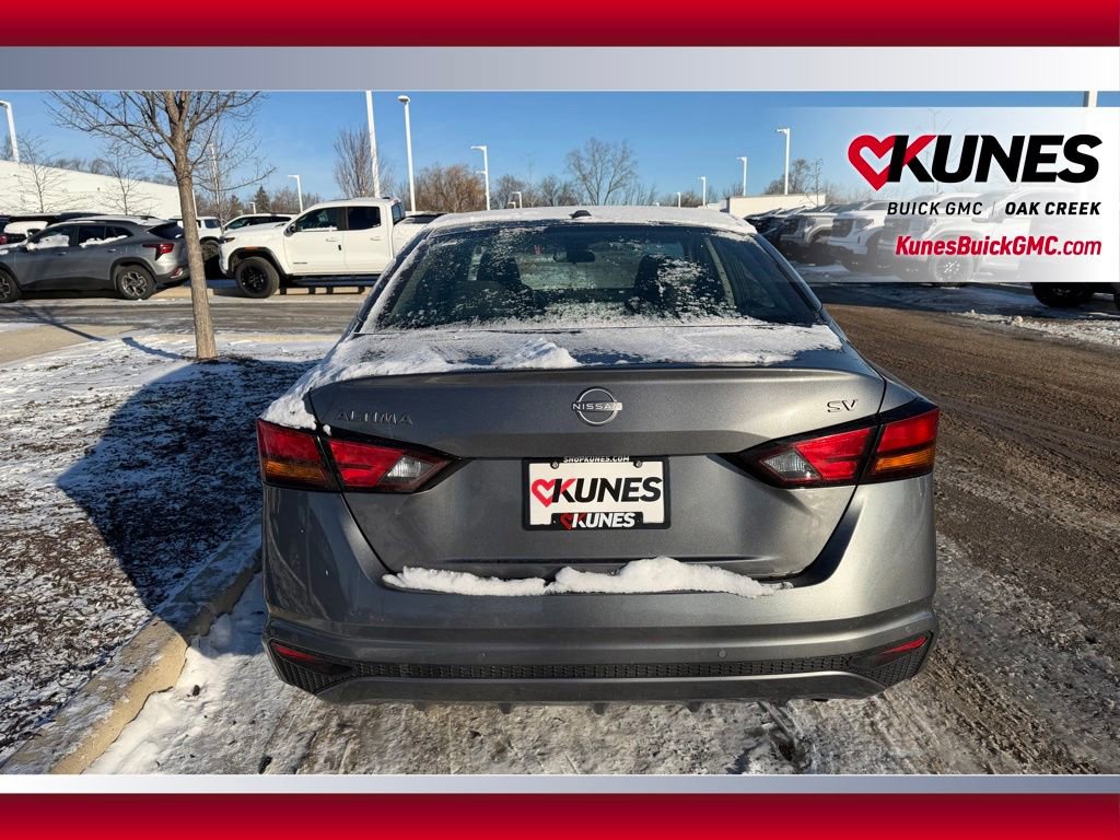 Used 2024 Nissan Altima 2.5 SV image 7