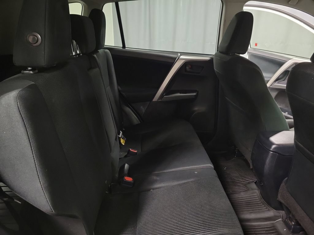 Used 2018 Toyota RAV4 LE w/ All Weather Liner Package FWD image 29