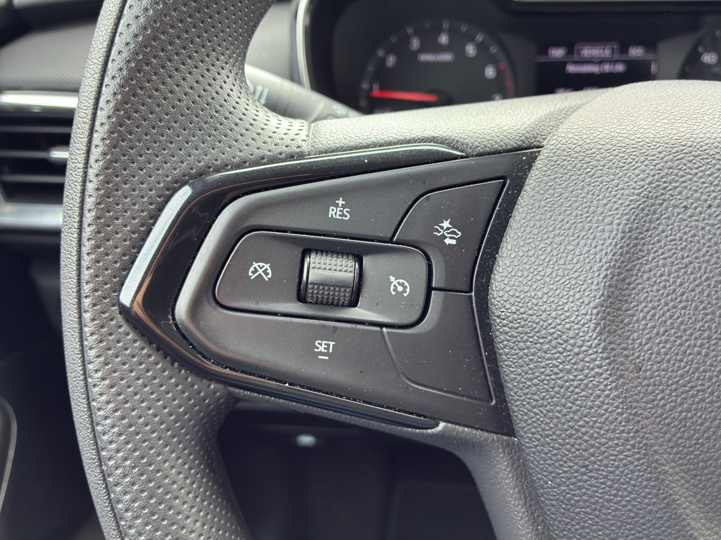 Used 2023 Chevrolet TrailBlazer LT FWD image 26