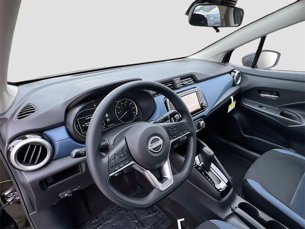 New 2025 Nissan Versa SV image 9