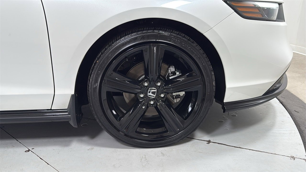 Used 2024 Honda Accord Sport image 21