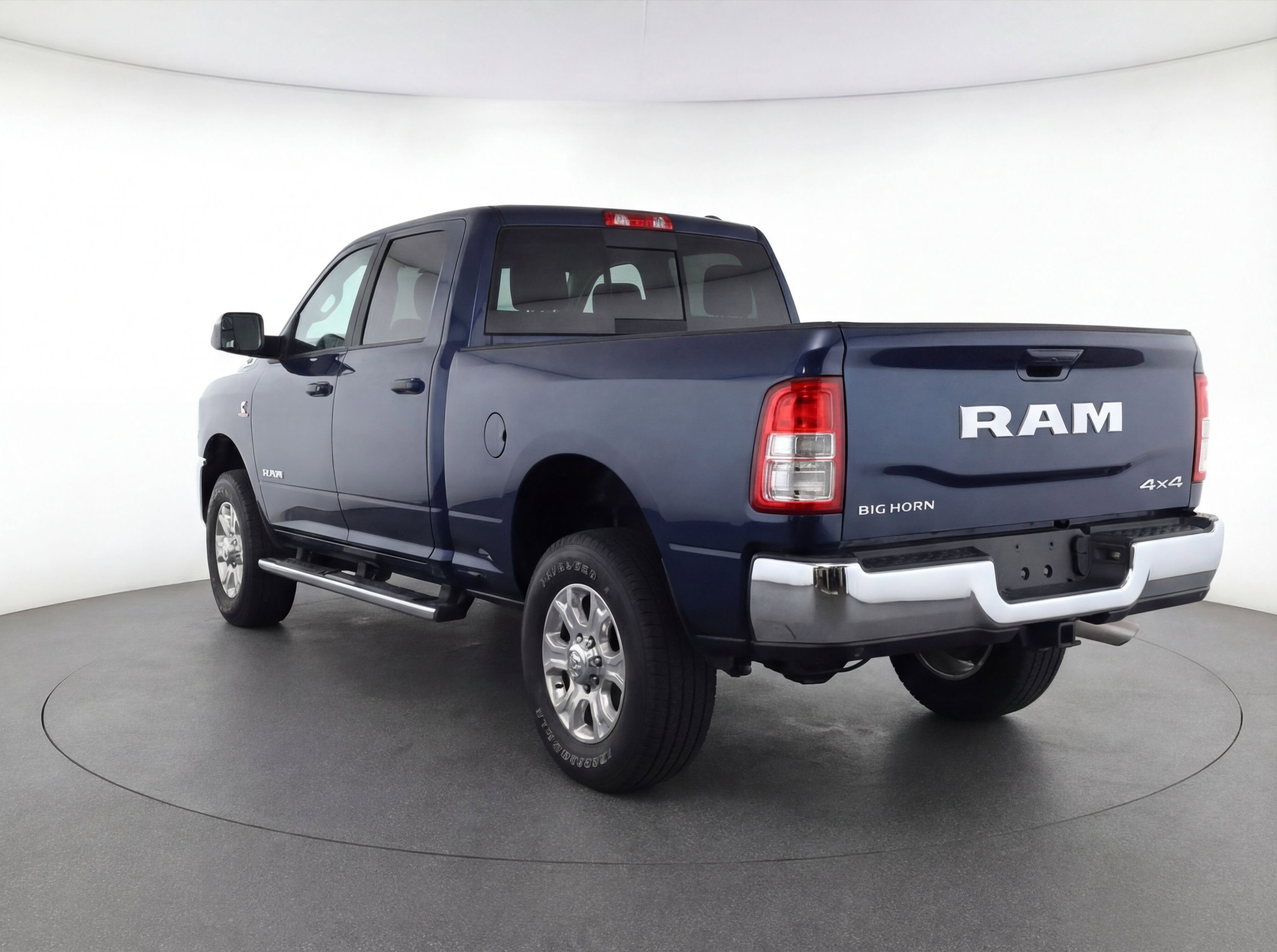 Used 2025 RAM 2500 Big Horn AWD/4WD image 6