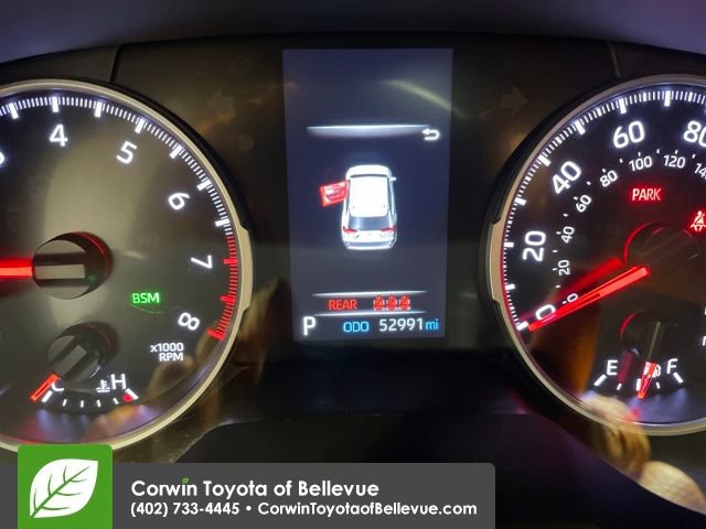 Used 2021 Toyota RAV4 XLE image 16