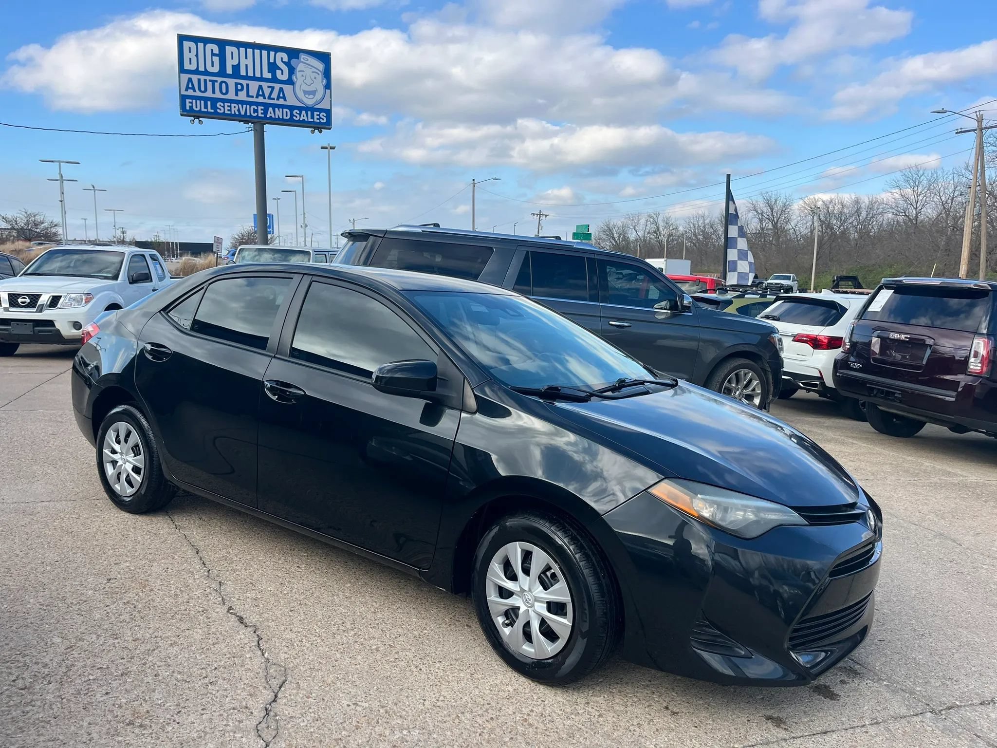 Used 2019 Toyota Corolla L FWD image 1
