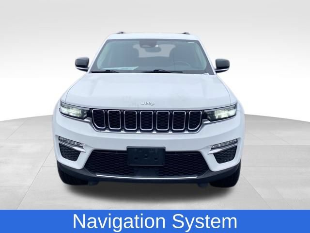 Used 2023 Jeep Grand Cherokee Limited AWD/4WD image 2