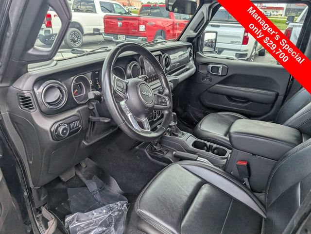 Used 2021 Jeep Wrangler Unlimited Sahara AWD/4WD image 12