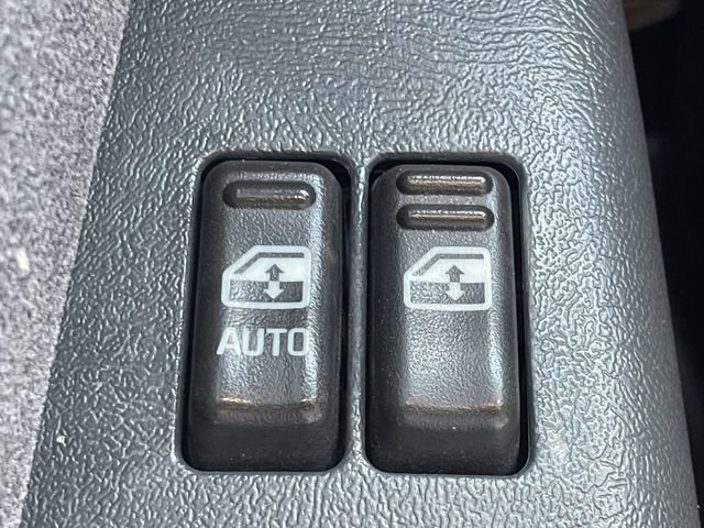 Used 2002 Chevrolet Silverado 1500 LS w/ Heavy Duty Suspension Pkg RWD image 21