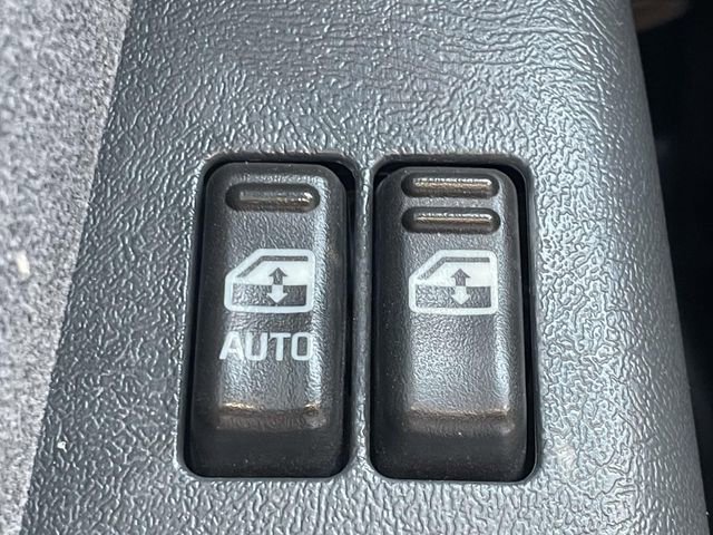Used 2002 Chevrolet Silverado 1500 LS w/ Heavy Duty Suspension Pkg RWD image 21