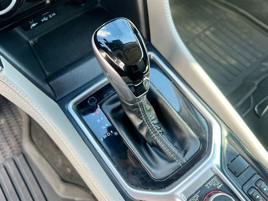 Used 2024 Subaru Forester Limited w/ Convenience Package image 17