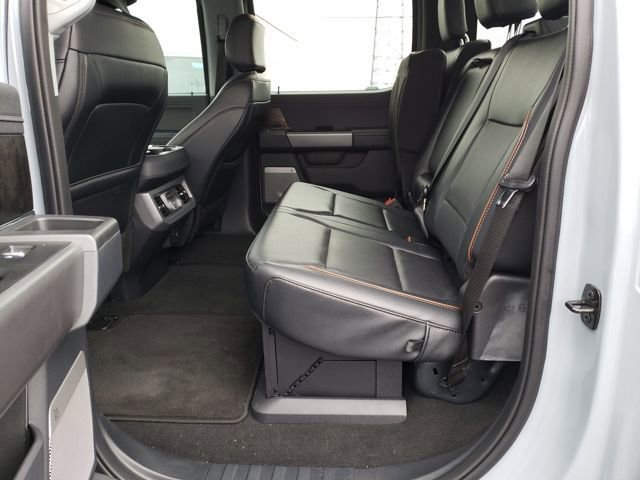 Used 2025 Ford F250 Lariat w/ Tremor Off-Road Package image 29