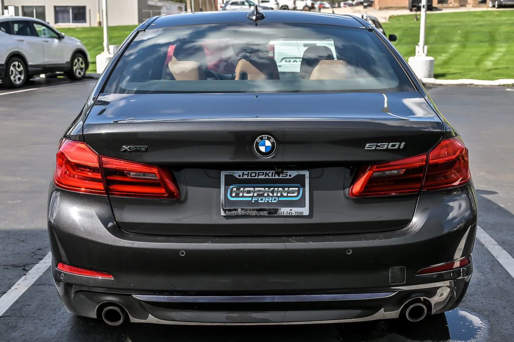Used 2020 BMW 530i xDrive w/ Convenience Package AWD/4WD image 9