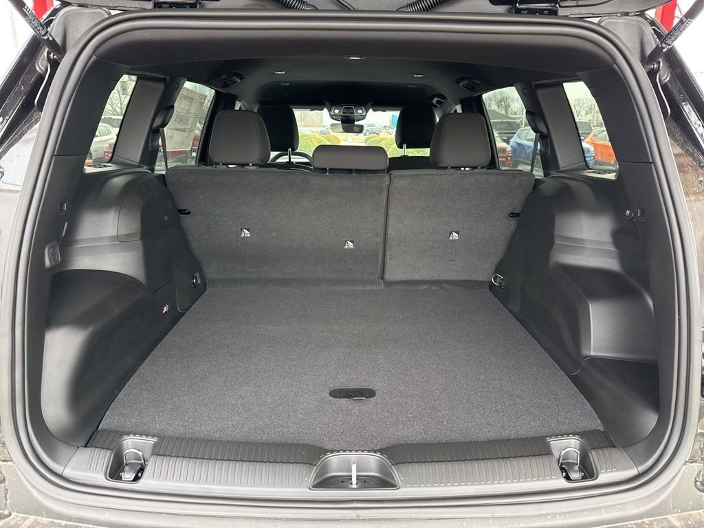 New 2026 Jeep Cherokee Laredo image 24