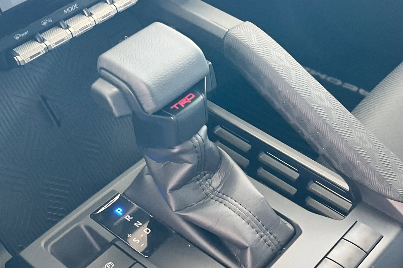 Certified 2025 Toyota Tacoma TRD Sport image 17