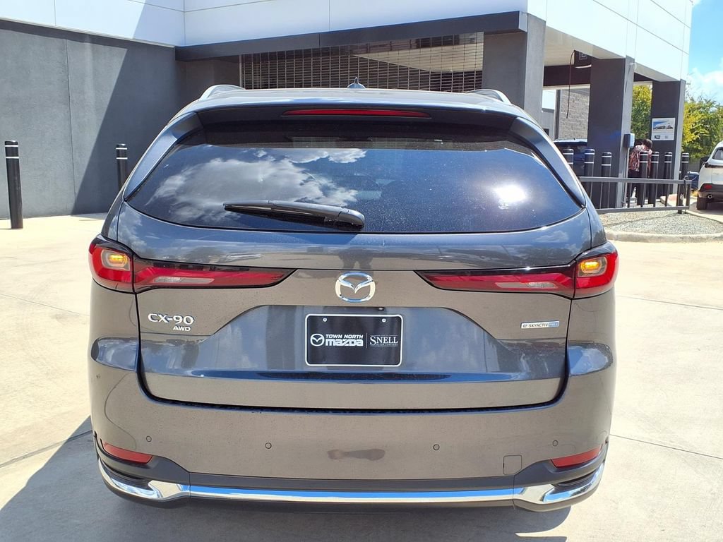 Used 2024 MAZDA CX-90 Plug-In Hybrid w/ Premium Pkg AWD/4WD image 4